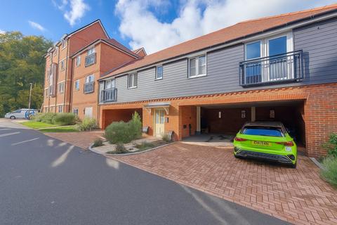Rosemead Avenue, High Wycombe