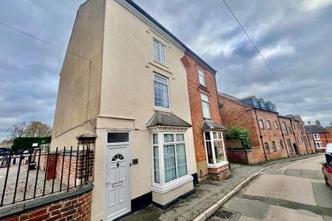 4 bedroom semi-detached house for sale, Gladstone Street, Rothwell, Kettering