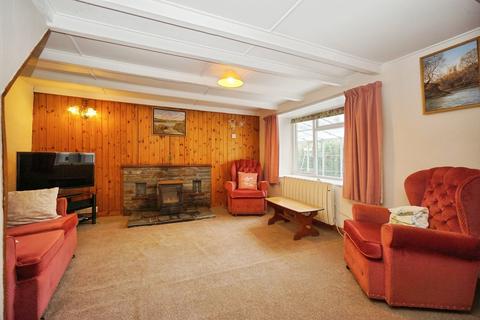 undefined, Truro TR3