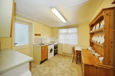 undefined, Truro TR3