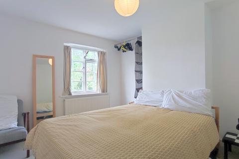 undefined, Red Lion Lane, Farnham, Surrey, GU9