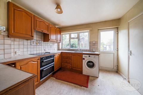 3 bedroom detached house for sale, Longley Road, Farnham, Surrey, GU9