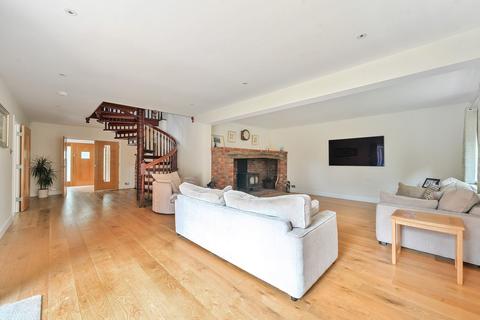 undefined, Wick Hill Lane, Wokingham RG40