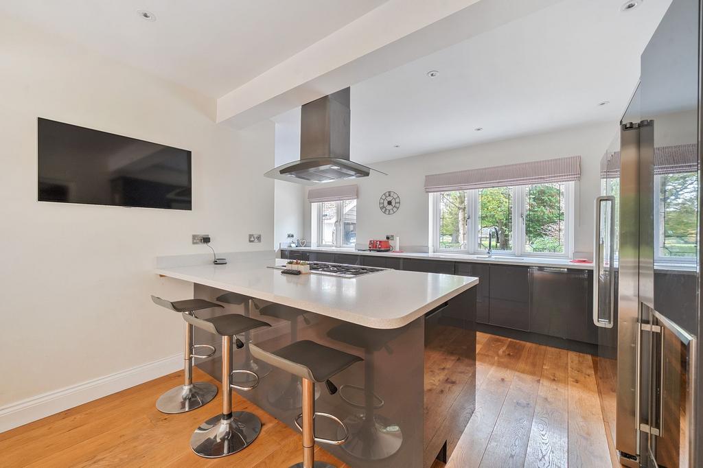 Breakfast bar