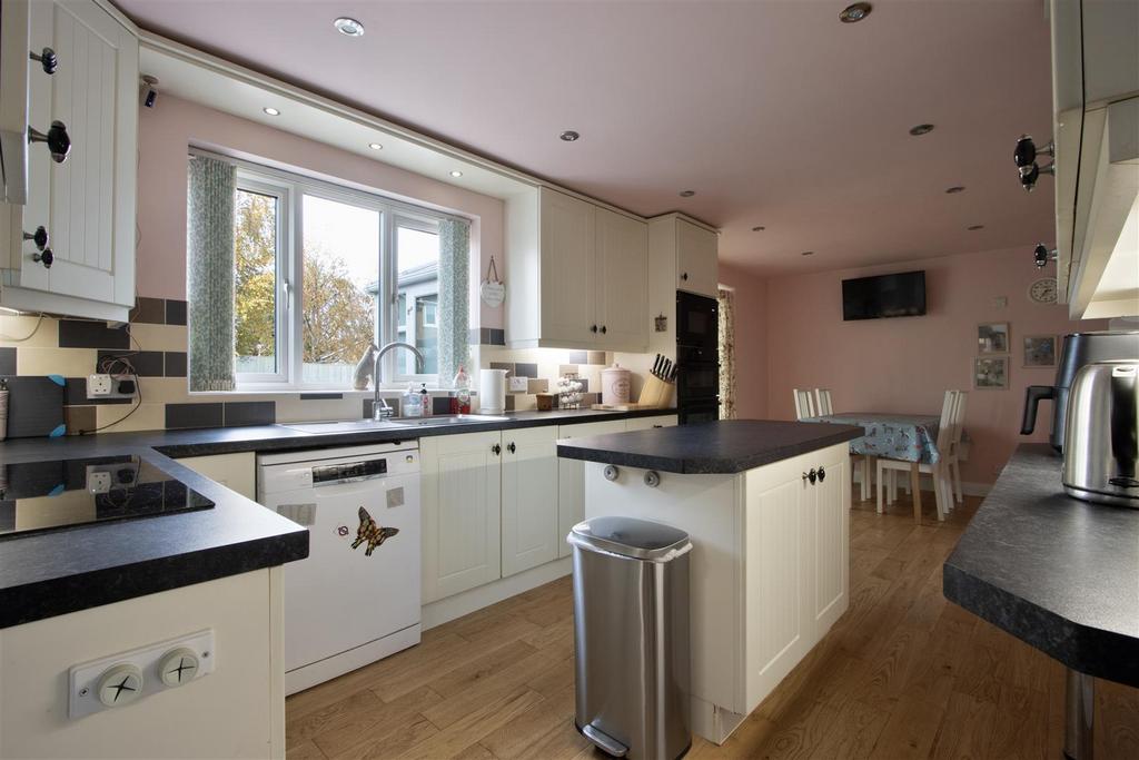 Dining Kitchen 1