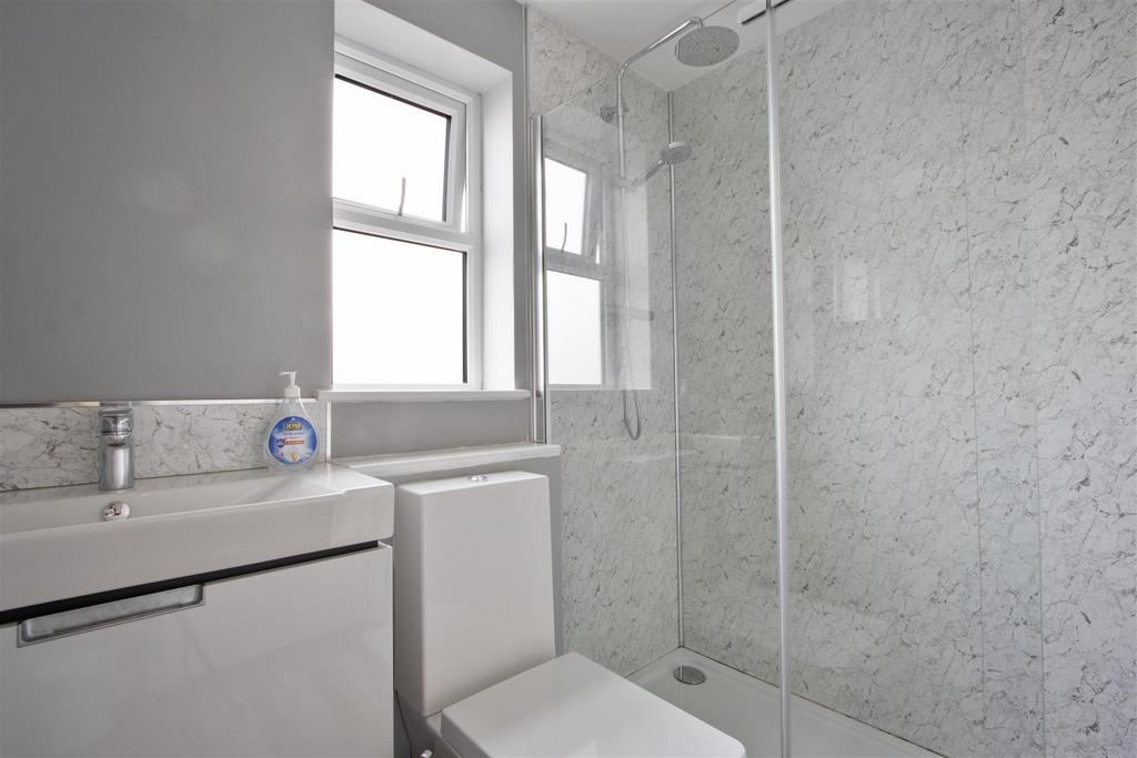 Family Shower Room