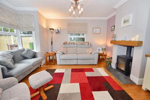 4 bedroom chalet for sale, The Hurn, West Runton, Cromer