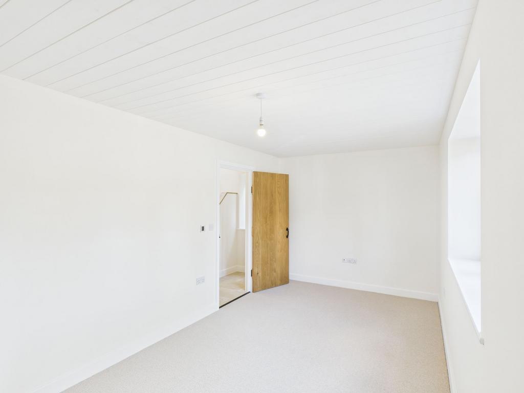 Bedroom 2 2