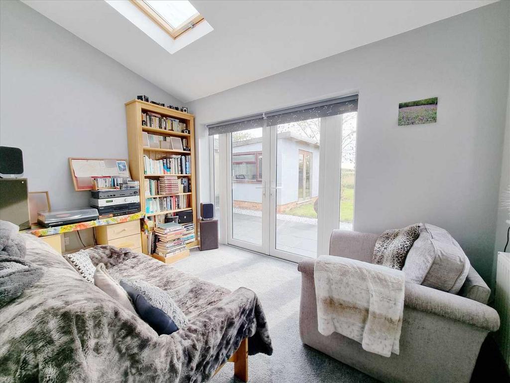 Sun Room: