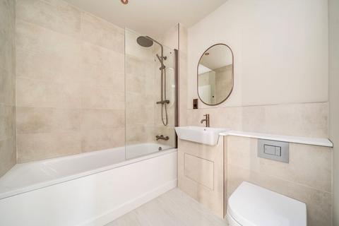 2 bedroom flat for sale, Ackroyd Road, London SE23