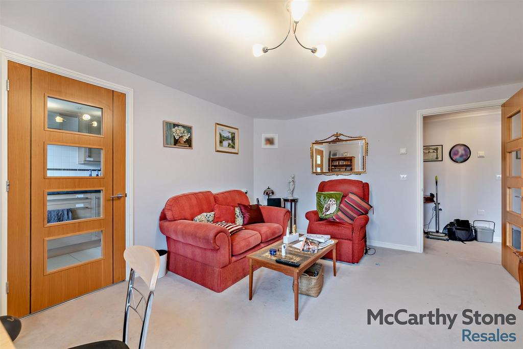 8668374-interior08-800.jpg
