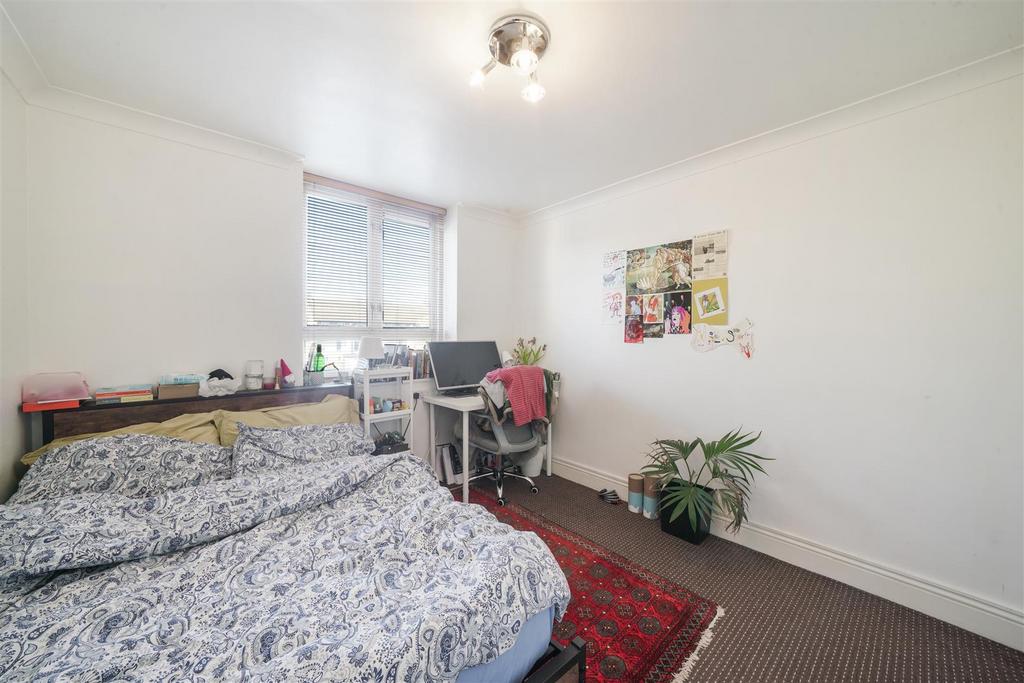 Flat 16, Farjeon House - xi4 SFb5y ZRQq XVzp Zh EH.jpg