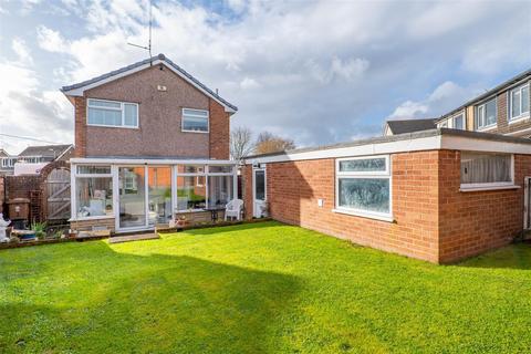 3 bedroom detached house for sale, Redwood Avenue, Leyland