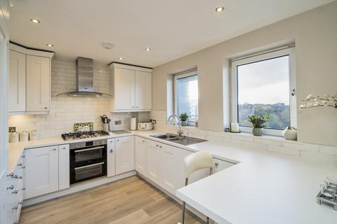2 bedroom penthouse for sale, 2/28 Portland Row, The Shore, Edinburgh, EH6 6NH