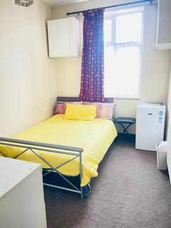 undefined, High Street, Yiewsley UB7