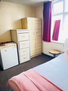 undefined, High Street, Yiewsley UB7