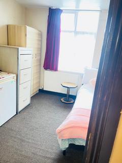 undefined, High Street, Yiewsley UB7