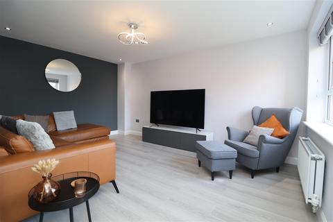 4 bedroom detached house for sale, Wallis Grove, Harworth DN11