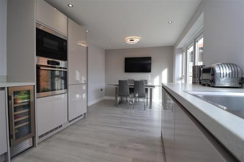 4 bedroom detached house for sale, Wallis Grove, Harworth DN11