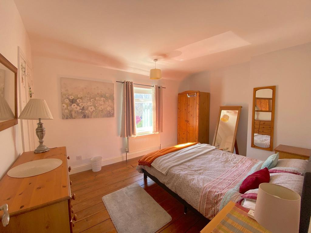 Master Bedrom