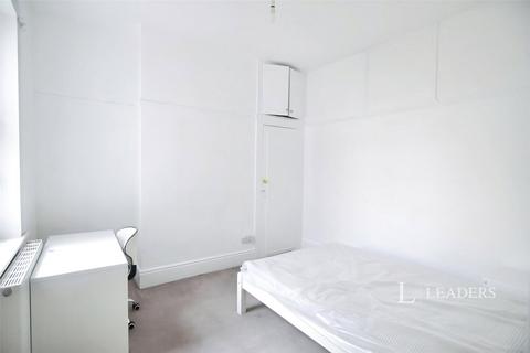 2 bedroom flat to rent, Blatchington Road, Hove, East Sussex, BN3