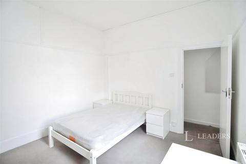 2 bedroom flat to rent, Blatchington Road, Hove, East Sussex, BN3