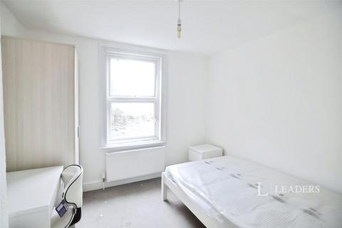 2 bedroom flat to rent, Blatchington Road, Hove, East Sussex, BN3
