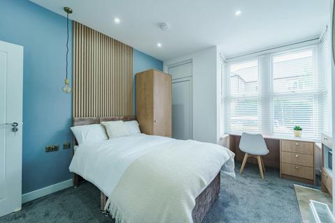 undefined, Aldermans Drive, Room 6, Peterborough, Cambridgeshire