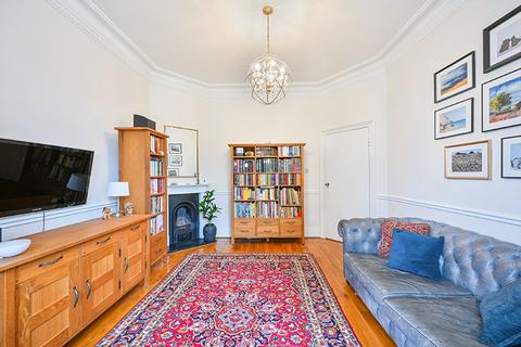 2 bedroom flat for sale, Grove Road, Surbiton KT6