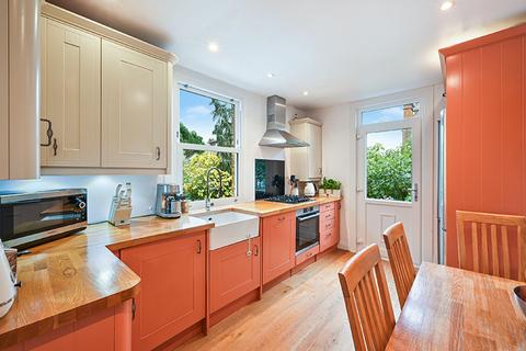 2 bedroom flat for sale, Grove Road, Surbiton KT6