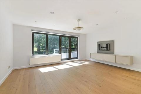 5 bedroom house to rent, Meadowbank, London NW3