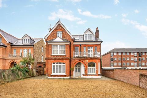 Montpelier Road, London, W5