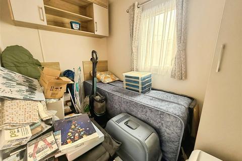 2 bedroom mobile home for sale, D059, Suffolk Sands