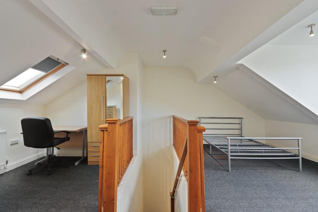 B bedroom 1