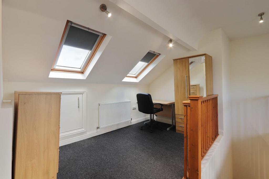B bedroom 1