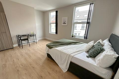 undefined, Cotswold Street, L7 2PY,