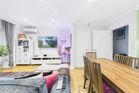 4 bedroom end of terrace house for sale, The Mews, Green Lane, Winnersh, Wokingham, RG41