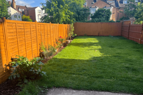 undefined, Blenheim Gardens, London, NW2