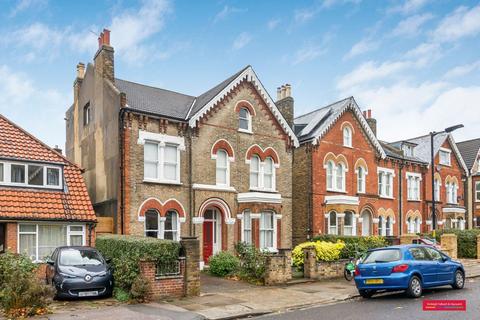 3 bedroom flat for sale, Marmora Road, London, SE22