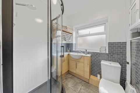 4 bedroom detached bungalow for sale, Carlton Road, Lowton, WA3