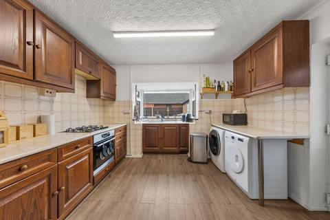 4 bedroom detached bungalow for sale, Carlton Road, Lowton, WA3