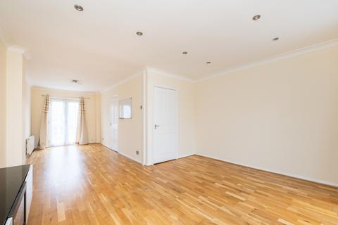 undefined, St James Road, Surrey SM1
