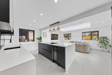 4 bedroom detached house for sale, Beechmore, Moore, WA4