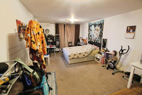 undefined, Worsdell Drive, Gateshead, NE8