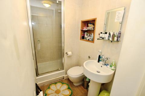 undefined, Worsdell Drive, Gateshead, NE8