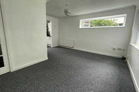 undefined, Menlove Court, Liverpool, Merseyside, L18