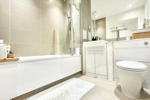 undefined, Cavendish Square, London E16