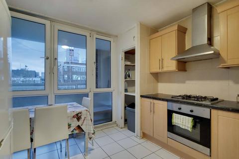 3 bedroom flat for sale, Old Street, Old Street, London, EC1V