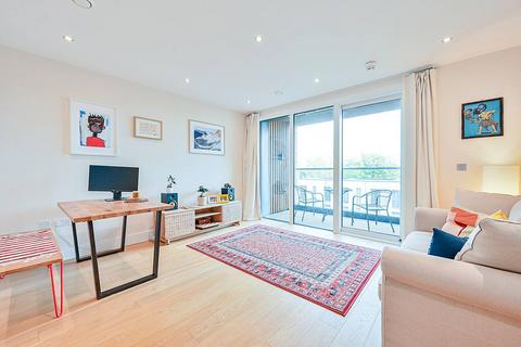 1 bedroom flat for sale, Chiswick High Road, Chiswick, London, W4