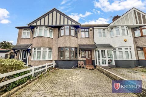 3 bedroom terraced house for sale, Hamilton Avenue, London, N9